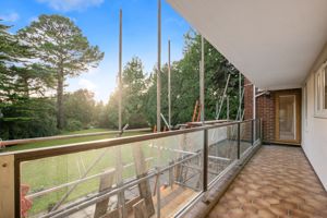 Photo 17- click for photo gallery